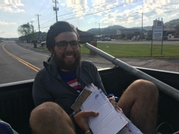 2016-04-26-Appalachian-Trail-151-SecretAgent-hitch-in-pickup.JPG