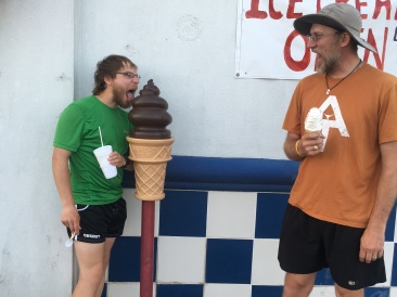 2016-05-25-Appalachian-Trail-255-Ice-Cream-Garfield-Bevo.JPG