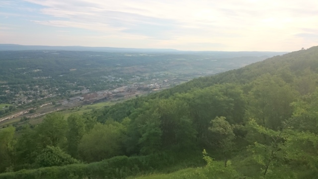 2016/03(March)/Garfield-2016-AT-Hike/06(June)/640x480_DSC_0121.JPG