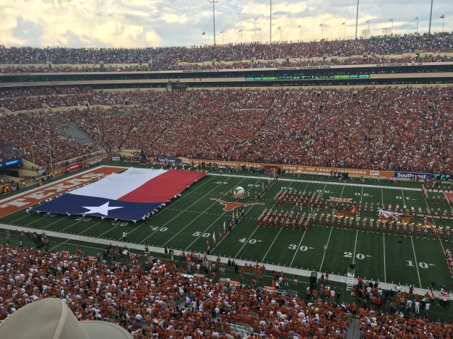 2016-09-04-UT-Football-10-Chris-Shelly.JPG