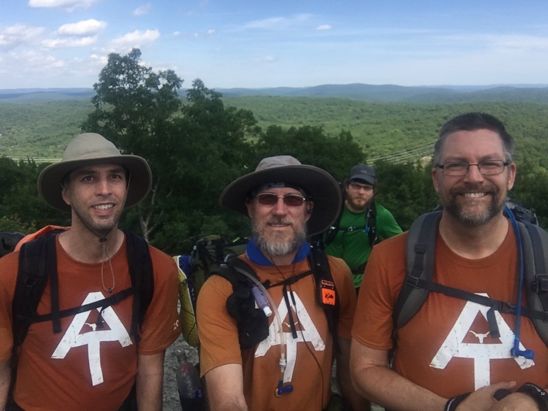 2016/BEST-OF/800x600_2016-06-17-Appalachian-Trail-365-Stan-Bevo-Garfield-Matt-GOOD.JPG