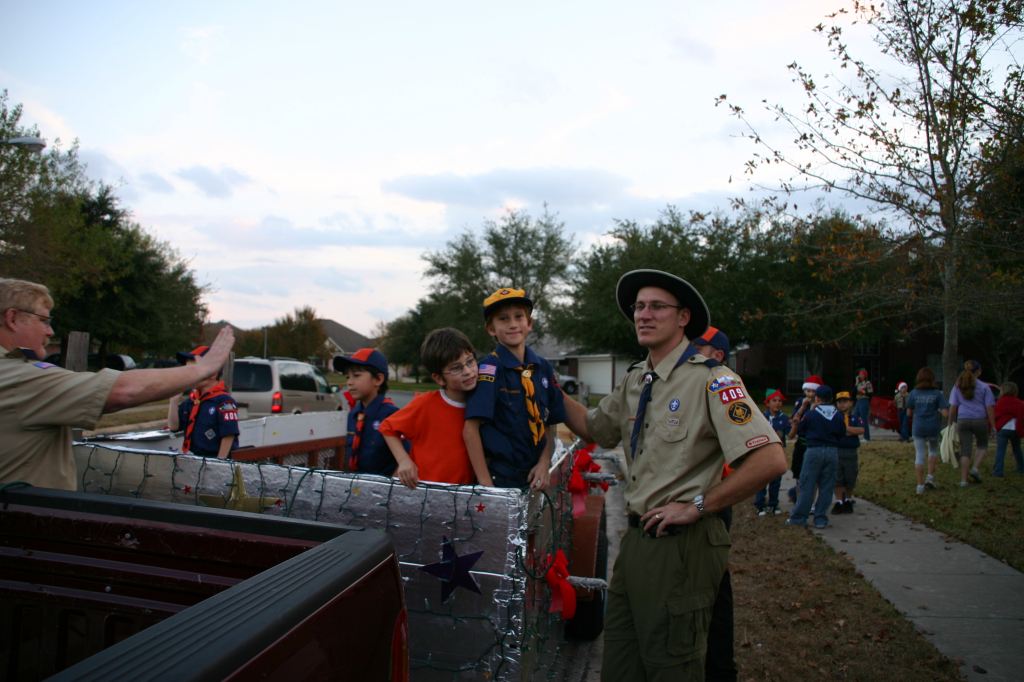 2016/Dax/1024x768_2007-12-08-Pflugerville-Parade-Pack-409-04-Travis-Chance-Dax.jpg