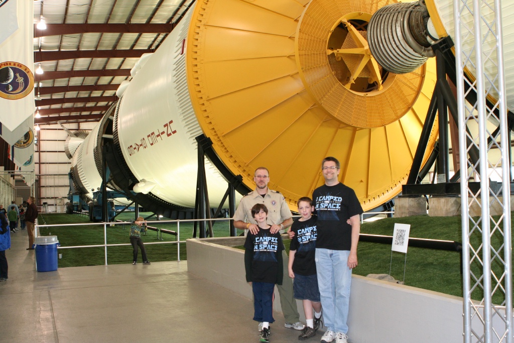 2016/Dax/1024x768_2012-03-04-Pack409-NASA-19-Travis-Dax-Case-Matt.JPG