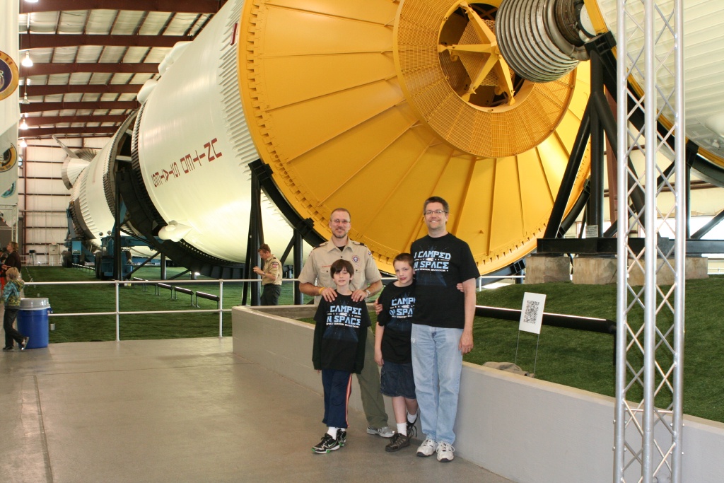2016/Dax/1024x768_2012-03-04-Pack409-NASA-20-Travis-Dax-Case-Matt.JPG