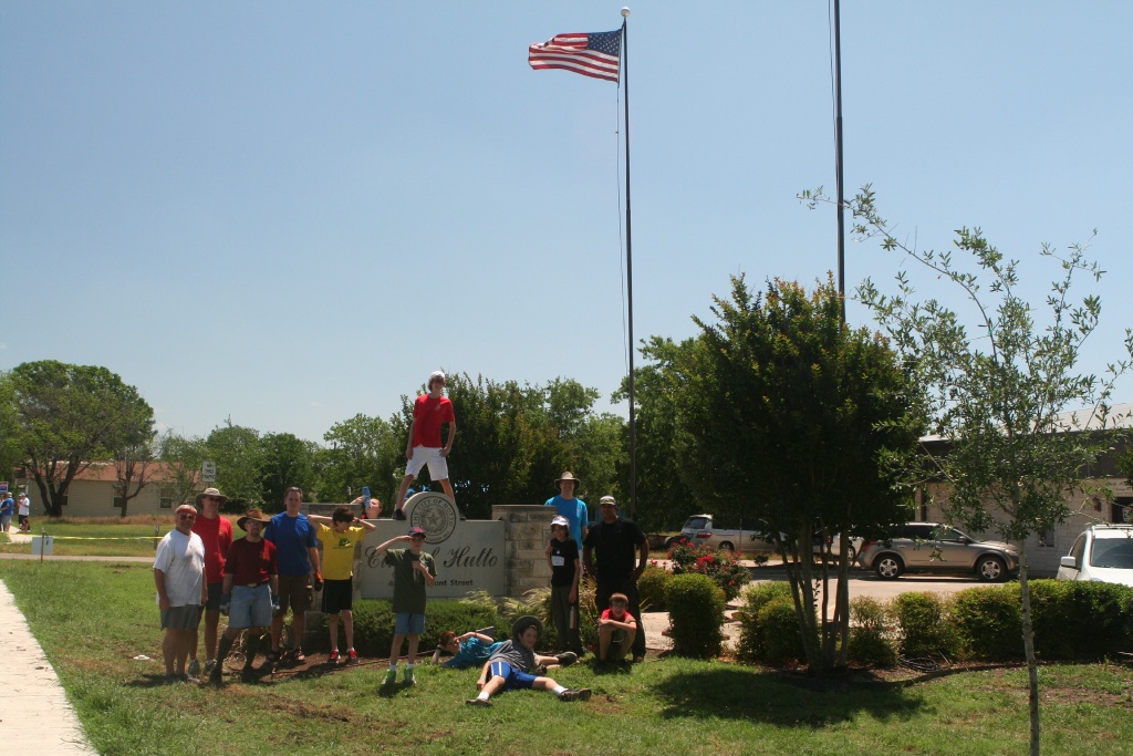2016/Dax/1024x768_2014-05-10-Chance-Eagle-Project-146-Jim-Travis-Sean-Josh-Case-Dax-Harrison-Tyler-Kyden-Matt-Jack-Tony-Zach.JPG