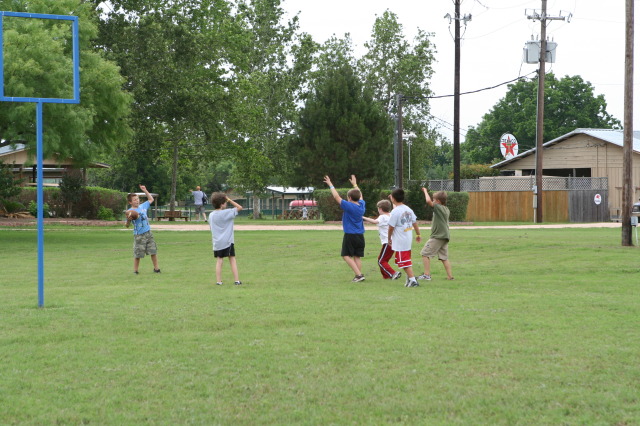 2010-05-22-Pack409-Camp-Champions-043-Football-Quiddich-Dax.JPG