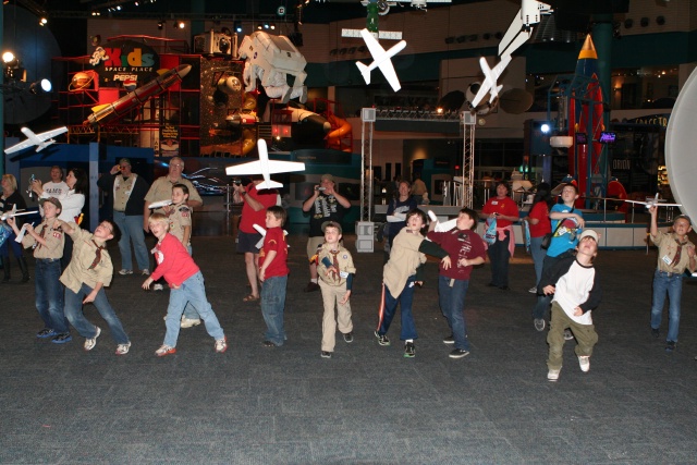 2016/Dax/640x480_2012-03-03-Pack409-NASA-13-Dax-Case-airplanes.JPG