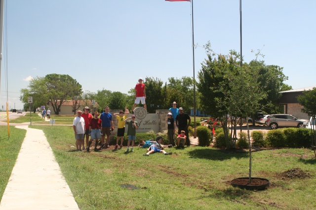 2016/Dax/640x480_2014-05-10-Chance-Eagle-Project-150-Jim-Travis-Sean-Josh-Case-Dax-Harrison-Tyler-Kyden-Matt-Jack-Tony-Zach.JPG