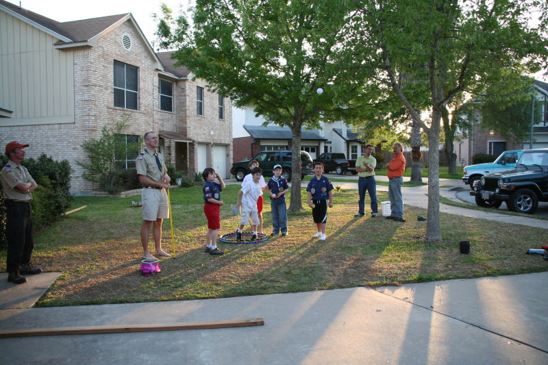 2009-04-01-Pack409-Den1-Physical-Fitness-18-10hole-golf-Travis-Logan-Dax-Andrew-CJ.JPG