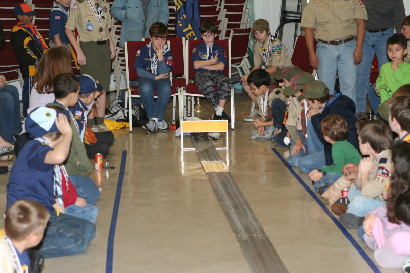 2010-01-16-Pack409-Pinewood-Derby-041-Dax.JPG