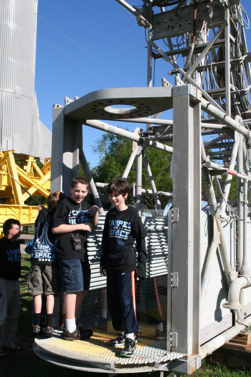 2016/Dax/800x600_2012-03-04-Pack409-NASA-05-Case-Dax.JPG