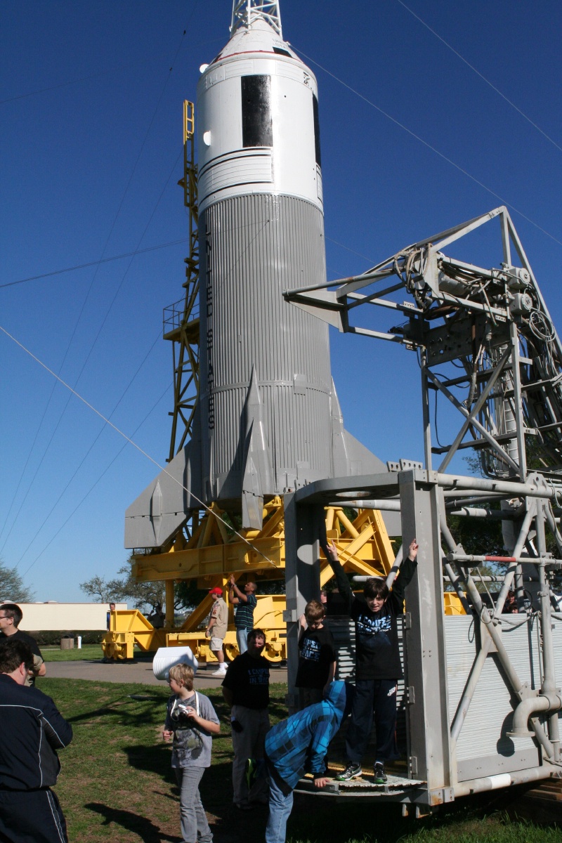2016/Dax/800x600_2012-03-04-Pack409-NASA-07-Dax.JPG