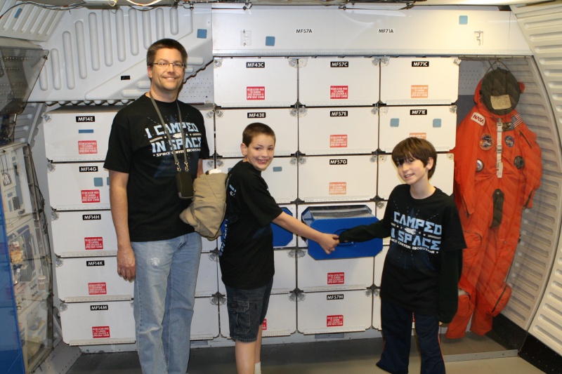 2016/Dax/800x600_2012-03-04-Pack409-NASA-34-Matt-Case-Dax.JPG