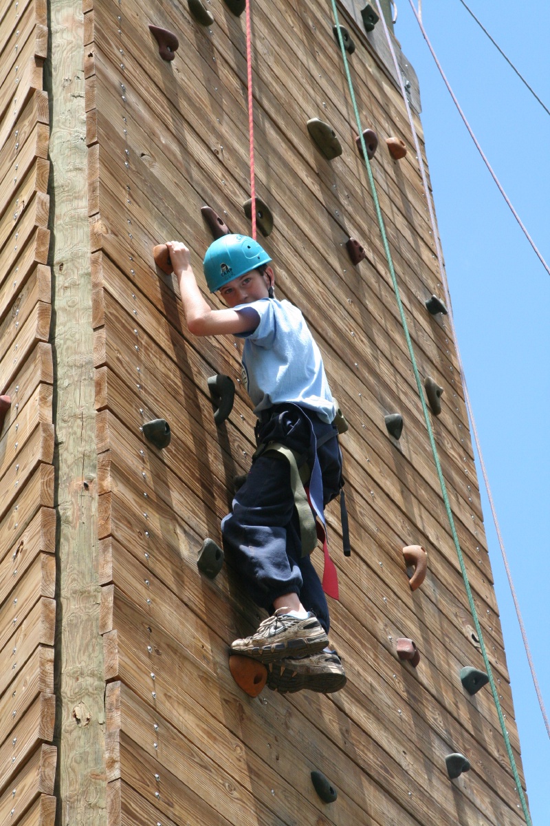 2012-07-Camp-Wehinapay-117-climbing-Dax.jpg