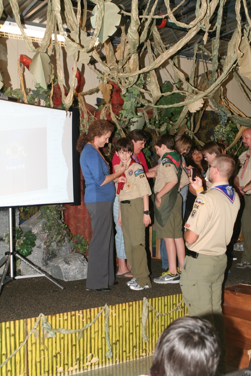 2013-01-28-Troop214-Court-of-Honor-21-Suzi-Dax-Travis.JPG