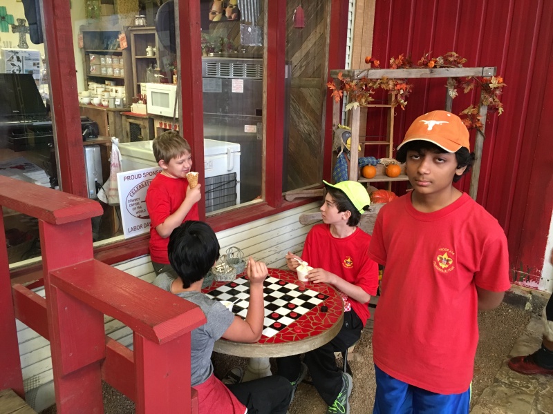 2015-10-18-Troop214-Lost-Maples-27-Jonathan-Olivia-Dax-Krishanu.JPG