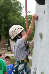 2010-05-22-Pack409-Camp-Champions-140-High-Ropes-Dax.JPG