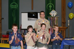 2011-02-02-Pack409-Blue-n-Gold-46-Dax-Chance-Matt.JPG