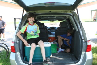 2012-04-01-Troop214-Cycling-Merit-Badge-50-mile-02-Dax-Chance.JPG