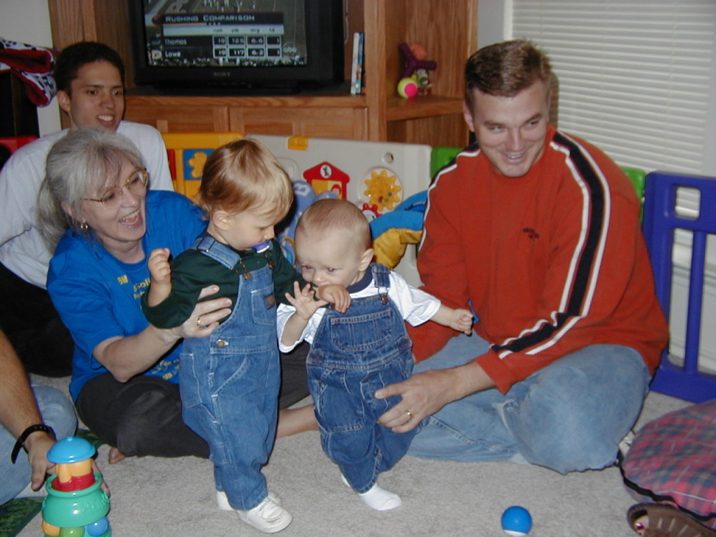 2000-10-07-Chance-1st-Bday-Mark-Susana-Chance-Vale-Justin-01.jpg