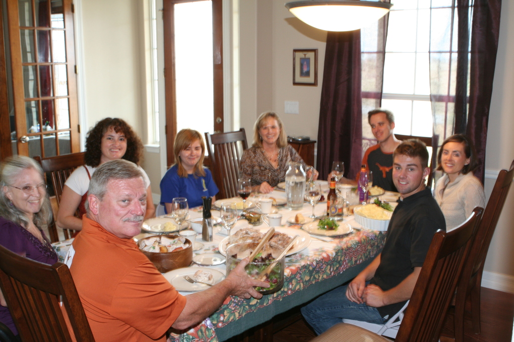 2017/01(January)/Grammy/1024x768_2010-11-25-Thanksgiving-01-Jim-Susana-Suzi-Janeen-Josh-Heather-Scott.JPG