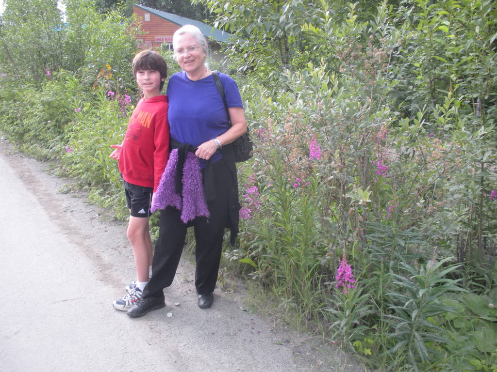 2011_07_17-Talkeetna-05-Susana-Dax.JPG