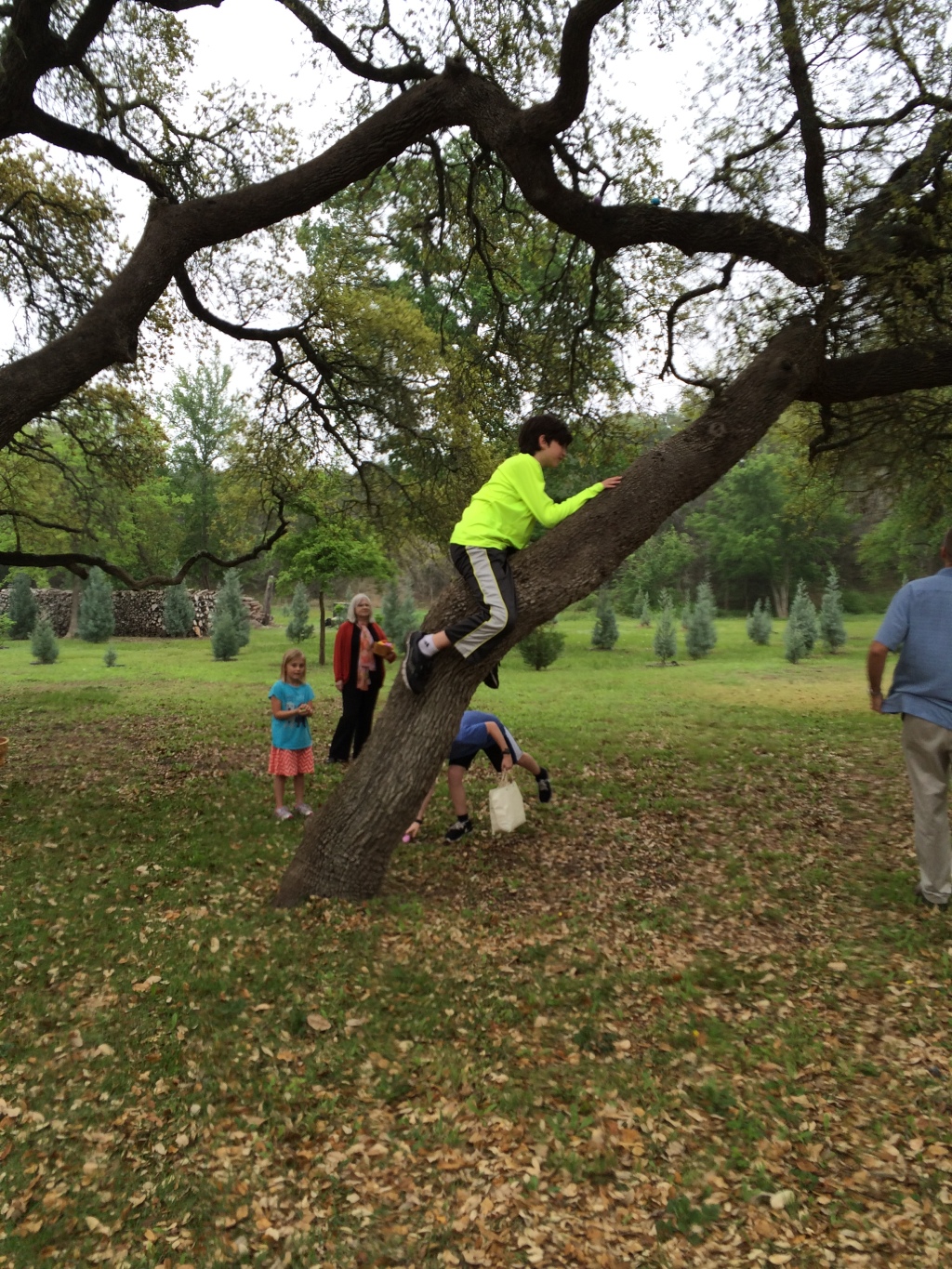 2015-04-05-Easter-077-Sydney-Susana-Dax.JPG