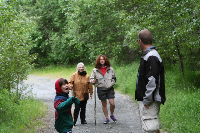 2011-07-14-Kenai-Princess-Lodge-49-Dax-Susana-Suzi-Travis.JPG