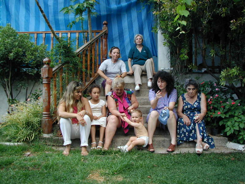 2000-12-29-Argentina-Adriana-Lucila-Marta-Zuly-Chance-Susana-Suzi-Nelly-14.JPG