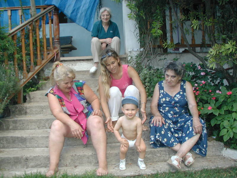 2000-12-29-Argentina-Zuly-Susana-Adriana-Chance-Nelly-11.JPG