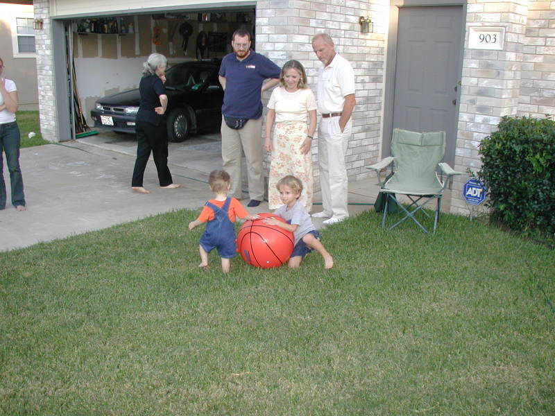 2002-08-23-02-Chance-Dax-Grammy-James-Marta-Jay.JPG