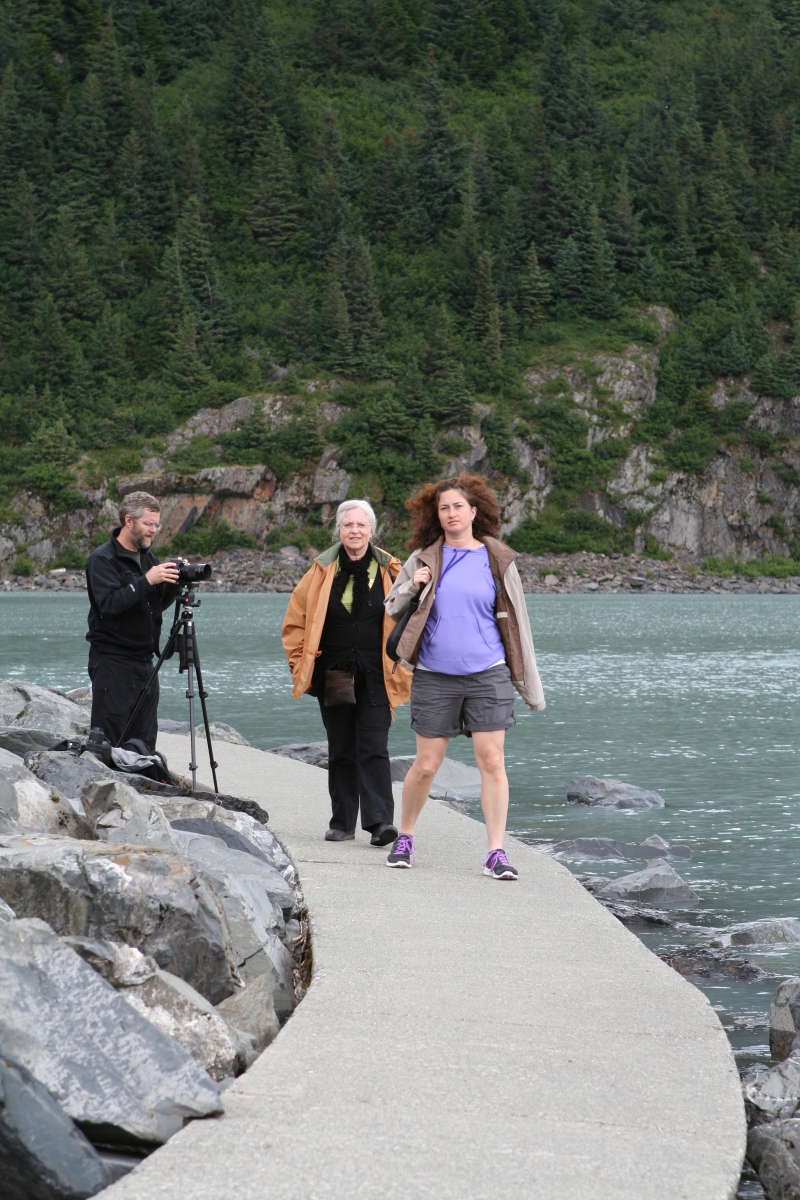 2017/01(January)/Grammy/800x600_2011-07-14-Portage-Glacier-72-Suzi-Susana.JPG