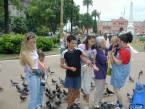 2000-12-27-Argentina-Ariana-Lucila-Lio-Marinela-Susana-Chance-Suzi-pigeons-Capital-Square-07.JPG
