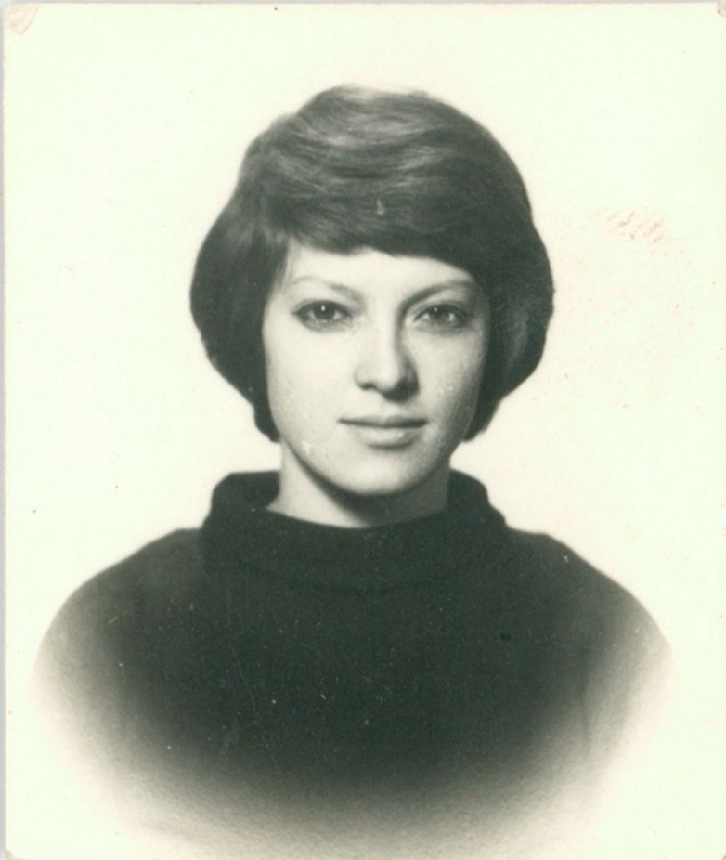 2017/01(January)/Susana-Hammett-in-Memoriam-1943-2017/1024x768_ACI0000110A.jpg