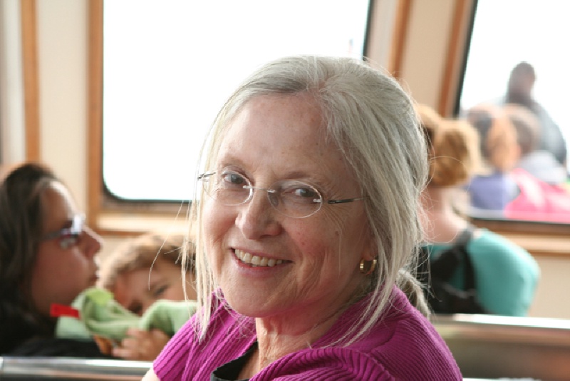 2017/01(January)/Susana-Hammett-in-Memoriam-1943-2017/800x600_2011-07-13-111-Seward-Susana.jpg