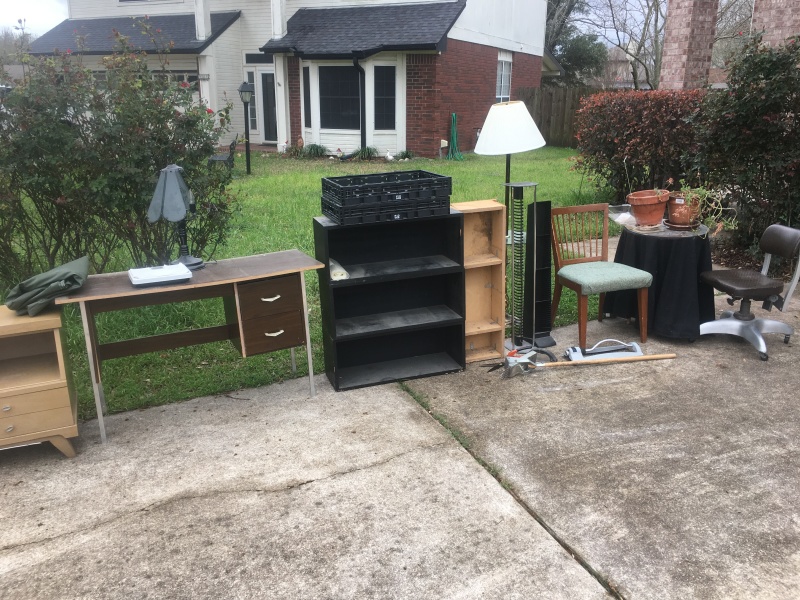 2017-02-20-Grammy-house-cleaned-out-03-giveaways.JPG