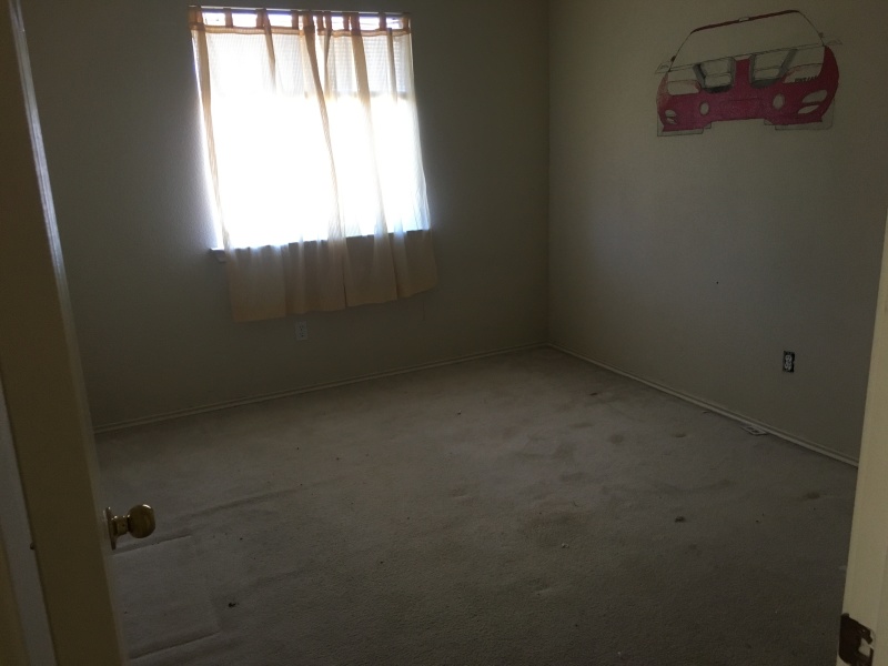 2017-02-20-Grammy-house-cleaned-out-17.JPG