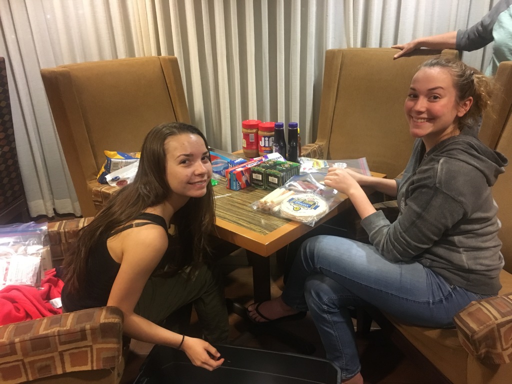 2017-03-11-Travel-to-Grand-Canyon-2-Claire-LauraLee-FoodPrep.JPG