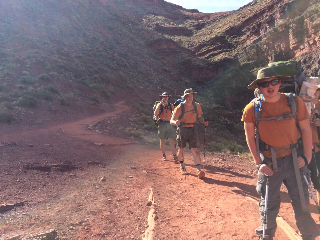 2017/03(March)/Grand-Canyon-Best/1024x768_2017-03-15-Grand-Canyon-Day3-31-Travis-Pat-Ben.JPG