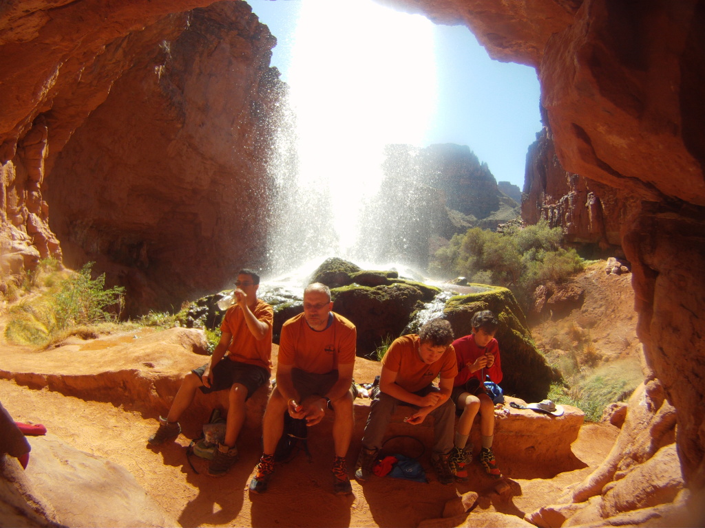 2017/03(March)/Grand-Canyon-Best/1024x768_2017-03-16-Grand-Canyon-Day4-17-Ribbon-Falls-Sebastian-Travis-Ben-Dax.JPG
