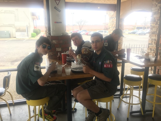 2017-03-11-Travel-to-Grand-Canyon-1-Dax-Ben-Sebastian-Pat-Freebirds.JPG