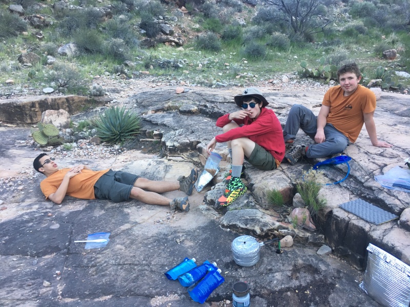 2017/03(March)/Grand-Canyon-Best/800x600_2017-03-13-Grand-Canyon-Day1-40-Sebastian-Dax-Ben.JPG
