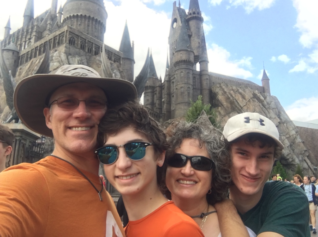 2017-03-24-Universal-Studios-15-Travis-Dax-Suzi-Chance.JPG