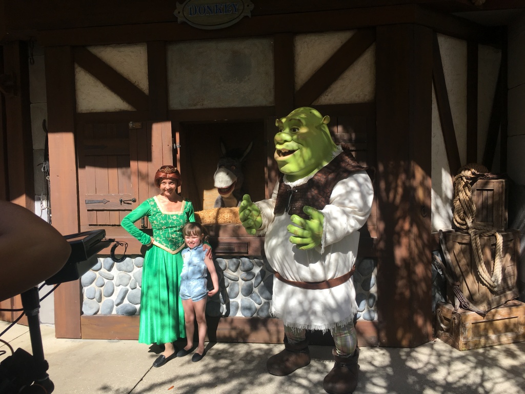 2017/03(March)/Universal-Studios/1024x768_2017-03-26-Universal-Studios-03-Shrek.JPG