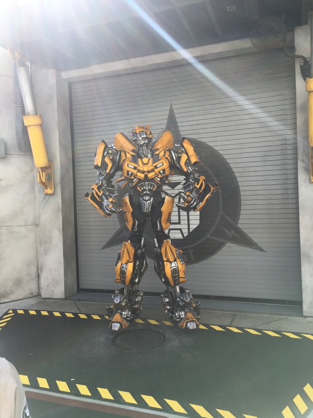 2017-03-26-Universal-Studios-02-bumblebee.JPG