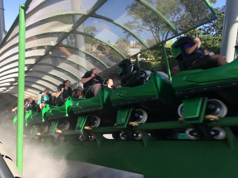 2017-03-24-Universal-Studios-05-Travis-Chance-Hulk.JPG