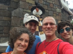 2017-03-25-Universal-Studios-07-Suzi-Chance-Travis-Dax.JPG