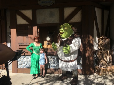 2017-03-26-Universal-Studios-03-Shrek.JPG