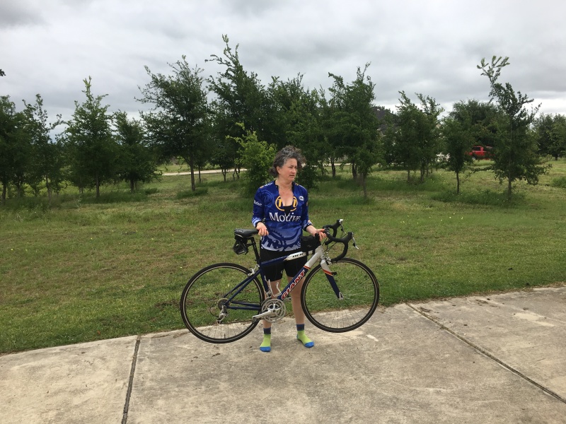2017/04(April)/Misc/800x600_2017-04-22-Bike-Ride-Suzi-1.JPG