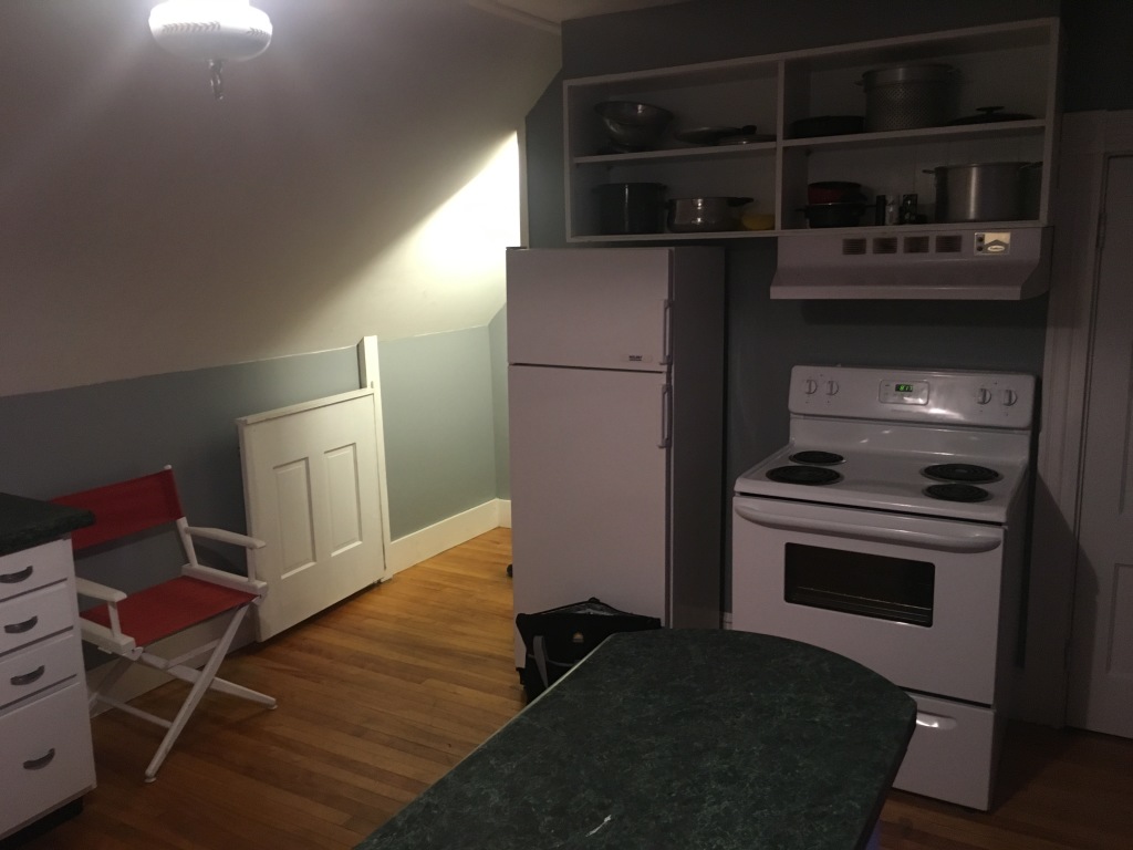 2017/05(May)/Maine-Mt-Katahdin/1024x768_2017-05-25-Millinocket-ME-16-Parks-Edge-Inn-100-yr-old-house.JPG